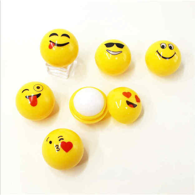 Drėkinamasis lūpų balzamas