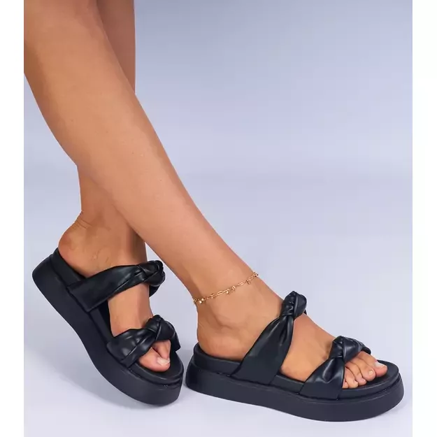 Aotoria juodos spalvos šlepetės W21-8552 1