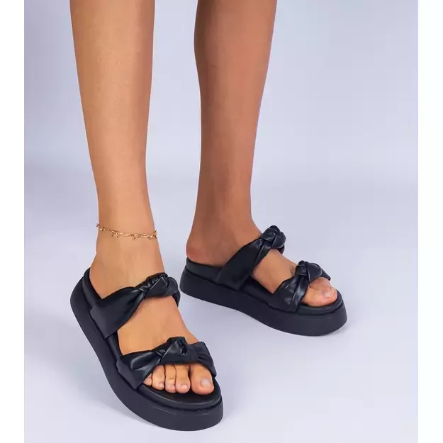 Aotoria juodos spalvos šlepetės W21-8552